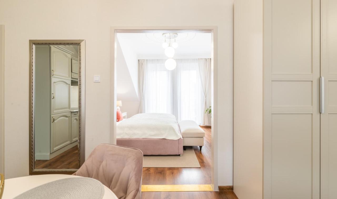 Monarchia Apartman Pearl Mosonmagyaróvár Exterior foto